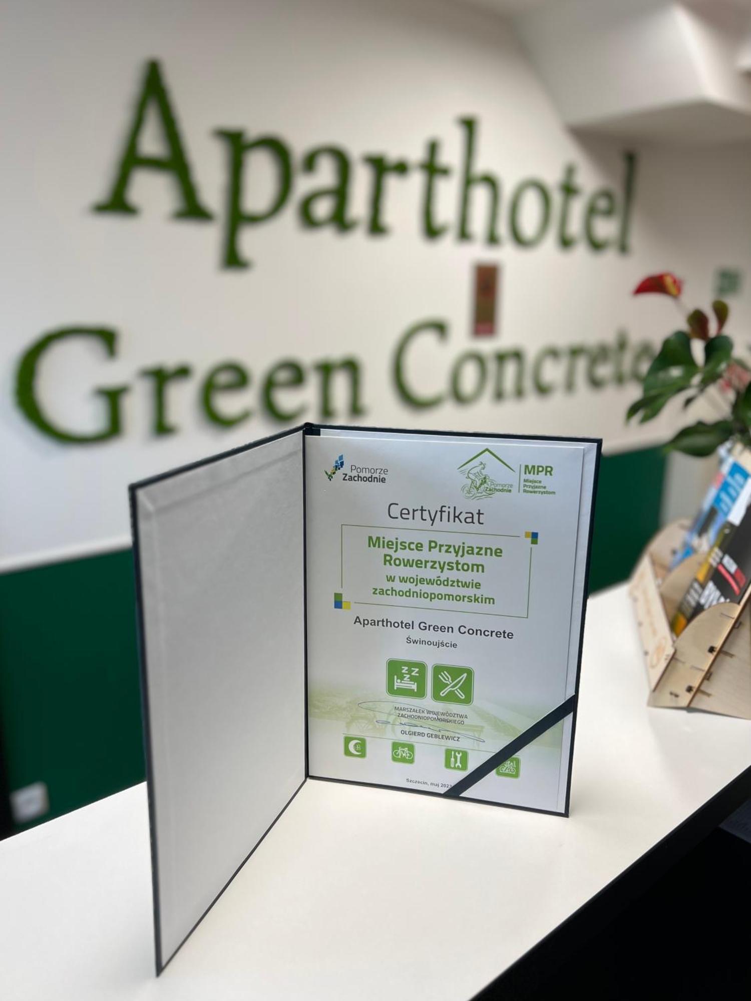 Aparthotel Green Concrete - Eko-Bus Na Plaze, Rowery I Masaze Świnoujście Buitenkant foto